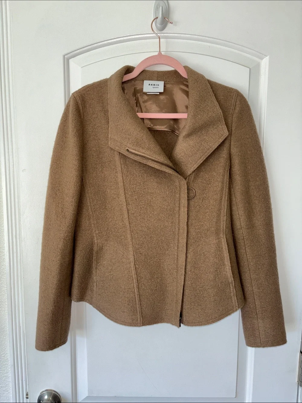 Akris Punto Camel/Tan Wool jacket 8
